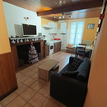 Appartement Plein Sud Au Rdc Avec Terrasse Et Parking バニエール・ド・ビゴール エクステリア 写真
